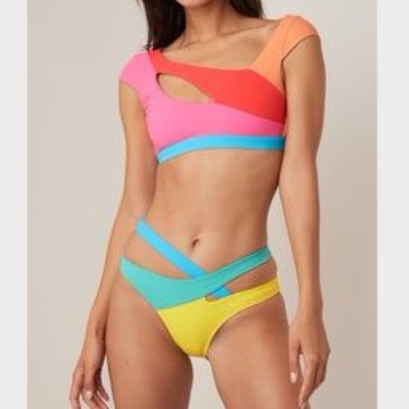 AGENT PROVOCATEUR
Izaro Asymmetric Bikini Top In Multicolour - Picture 6 of 6